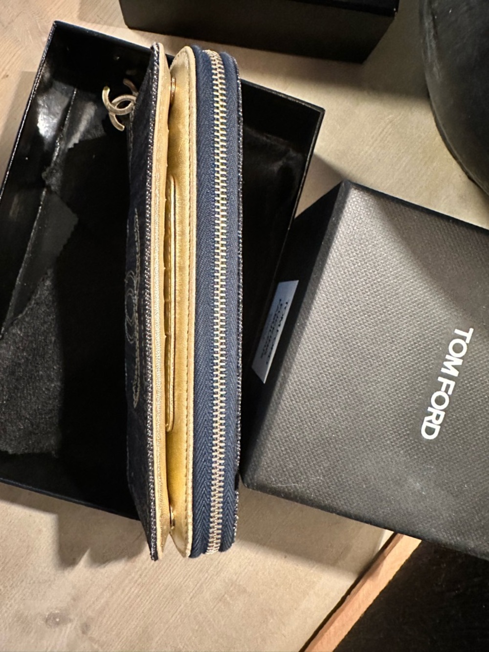 Chanel Denim Zip Wallet - Navy Blue with White Stitching - Picture 2 of 12